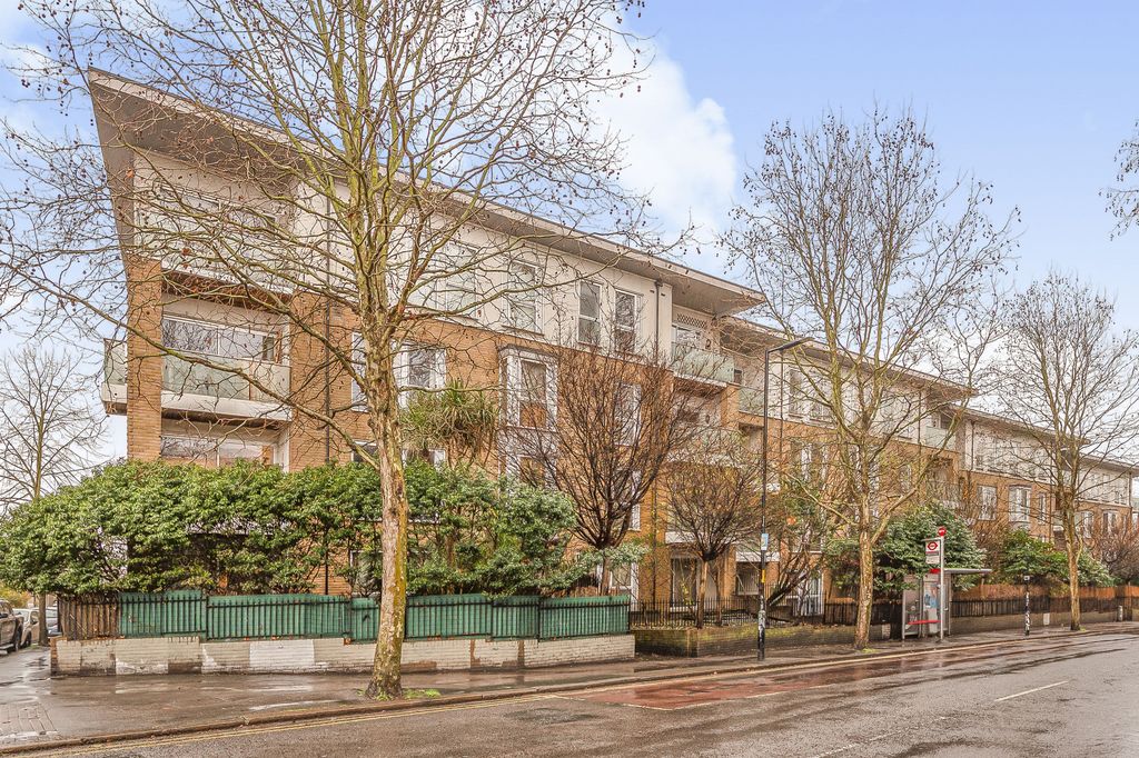 Property photo 1 of 12