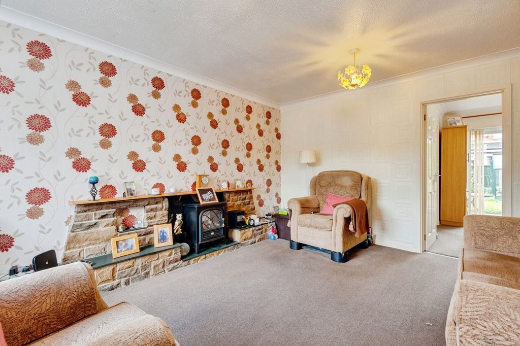 Property photo 3 of 21 Pbox-Img.Jpg
