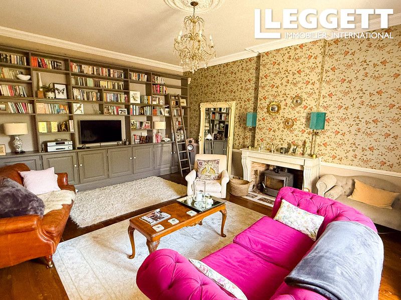 Property photo 3 of 10