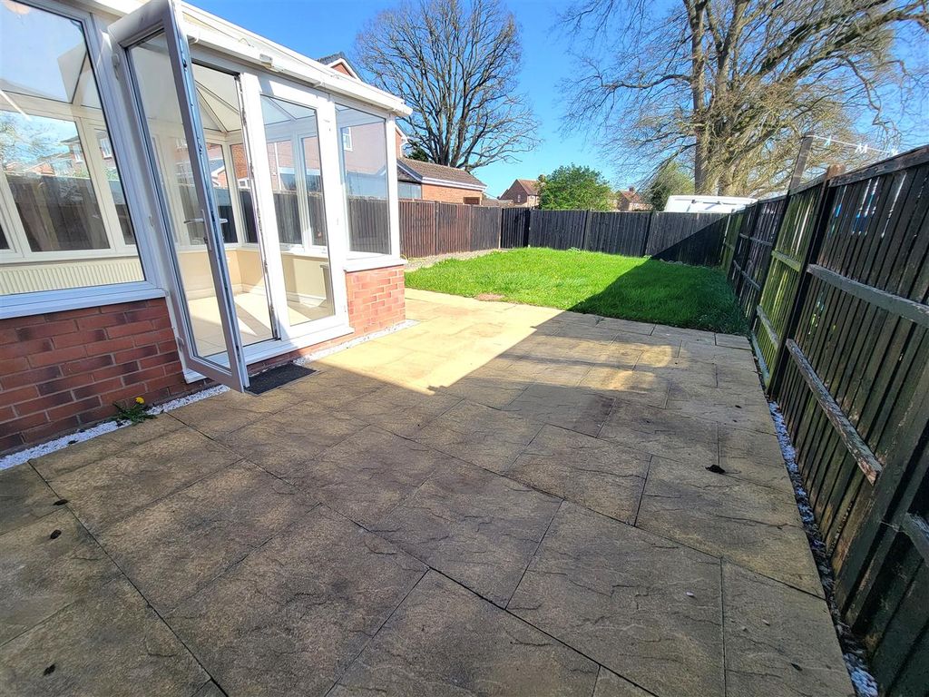 Property photo 2 of 24