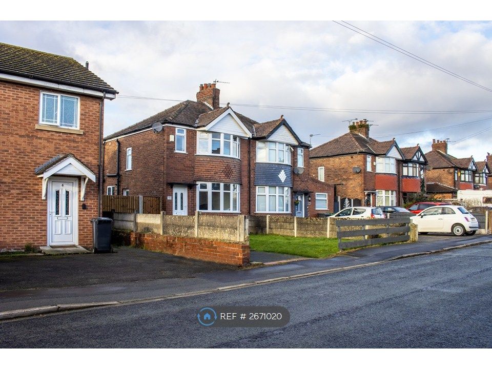 Property photo 3 of 35