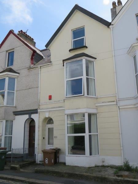 Property photo 1 of 9