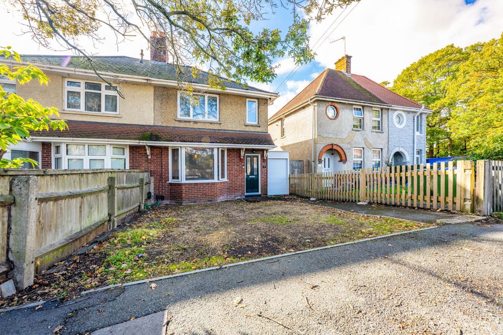 Property photo 1 of 21