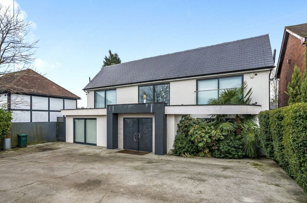 Property photo 2 of 31 Picture No. 31