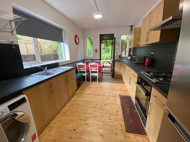 Property photo 3 of 9