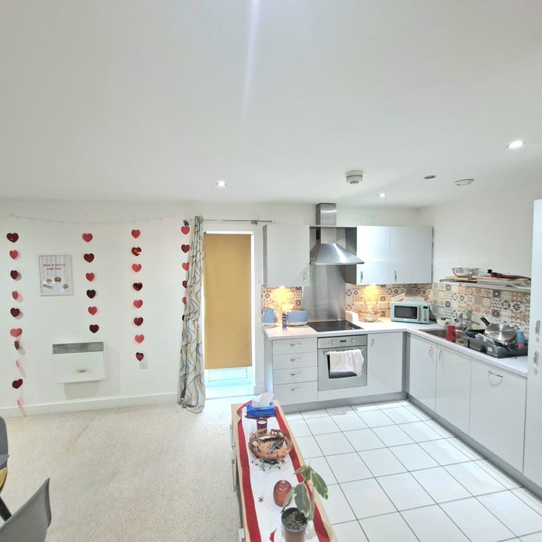 Property photo 2 of 10