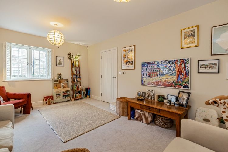 Property photo 2 of 9 310191