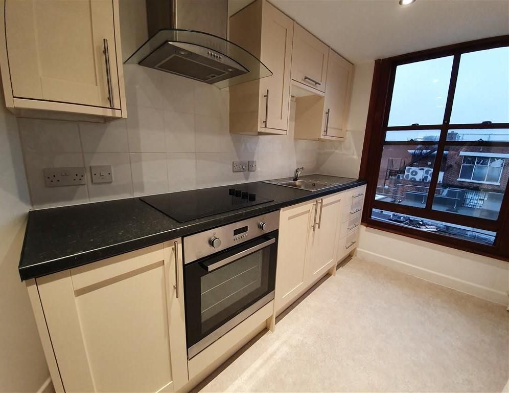 Property photo 2 of 5 Kitchen