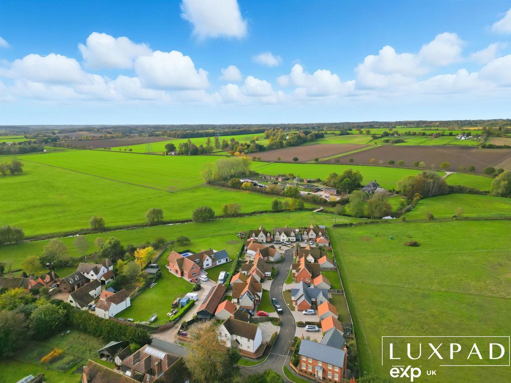 Property photo 2 of 26