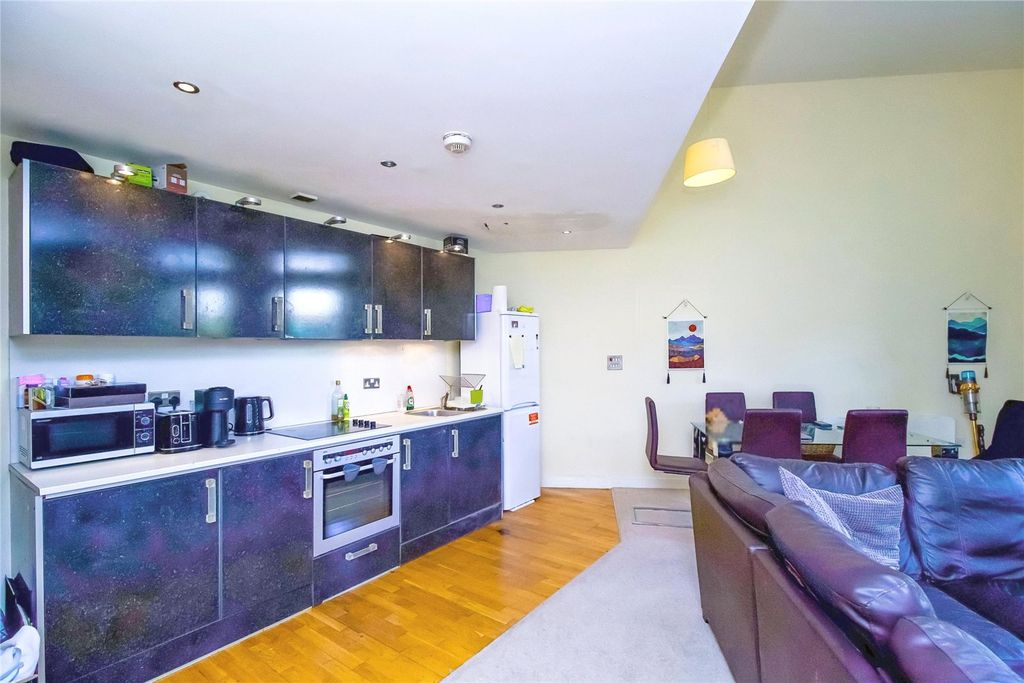 Property photo 2 of 8 Open Plan Kitchen