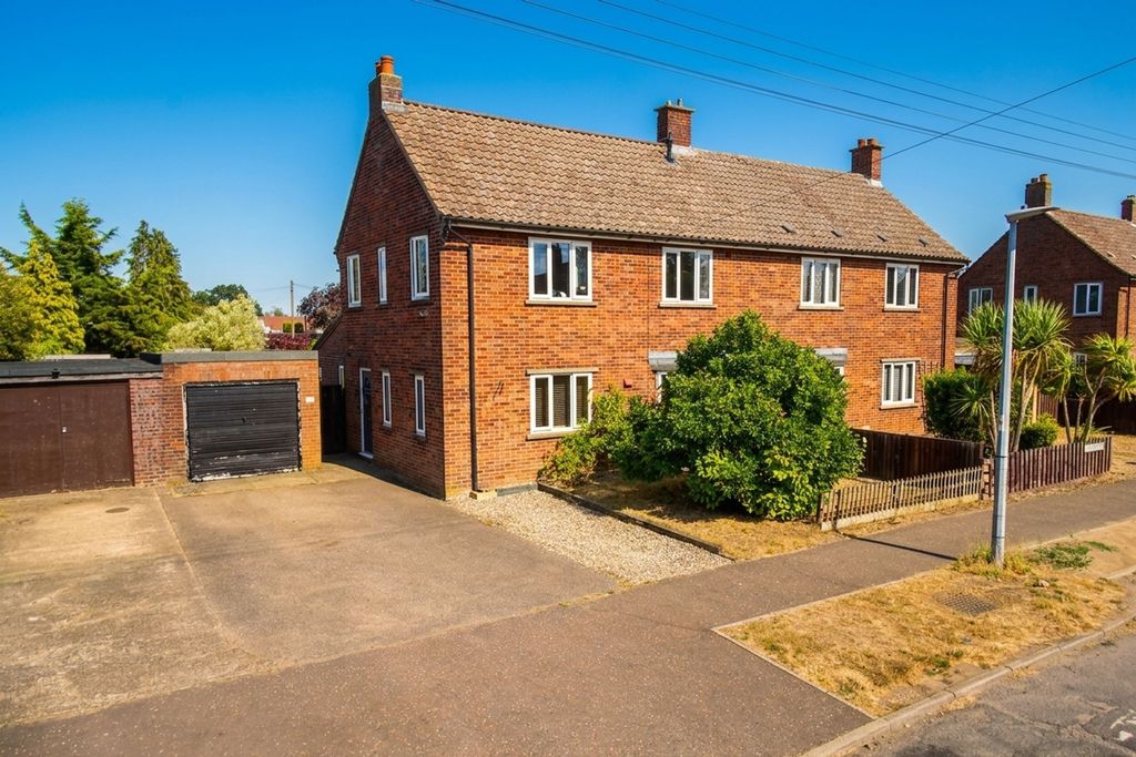 Property photo 1 of 21