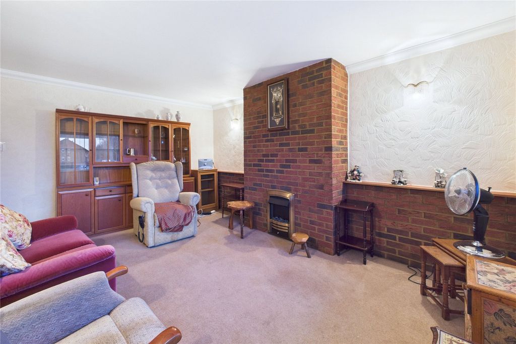 Property photo 3 of 18 Picture No. 11