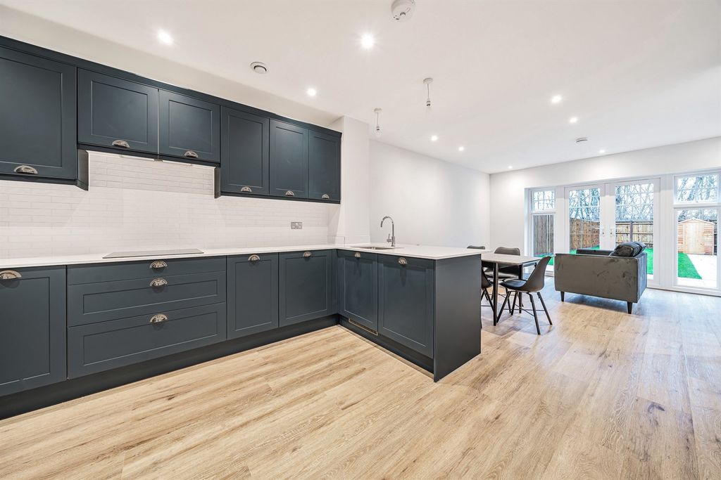 Property photo 2 of 15 Kitchen