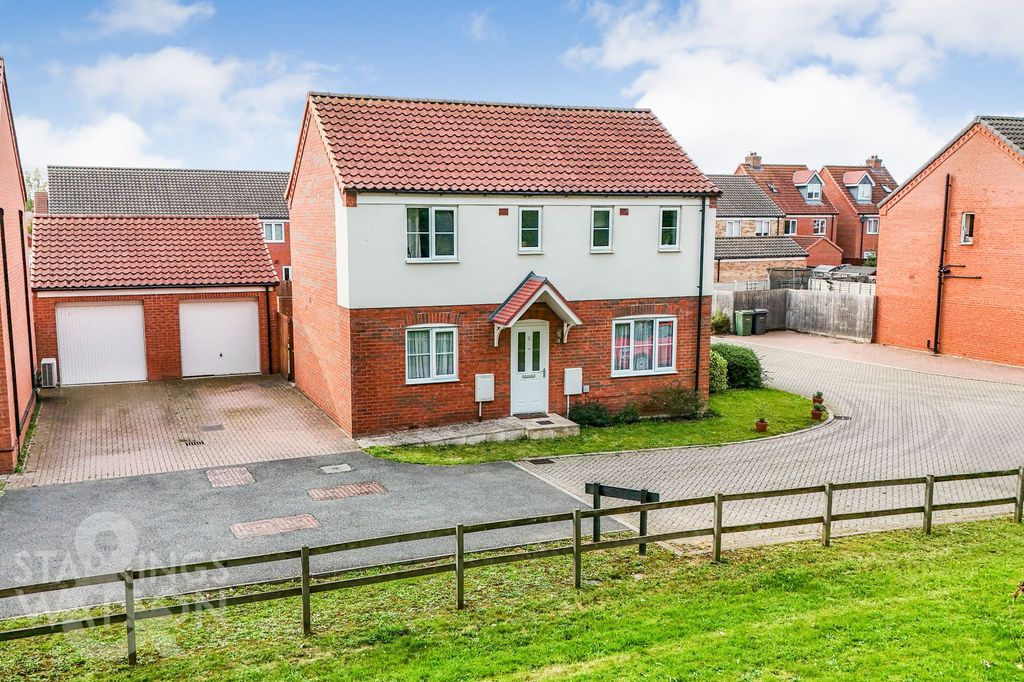 Property photo 1 of 26