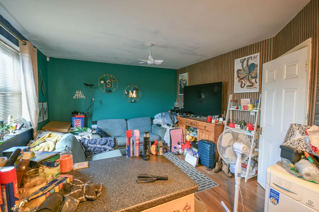 2 bed flat for saleWright Street, Blyth NE24 photo 4