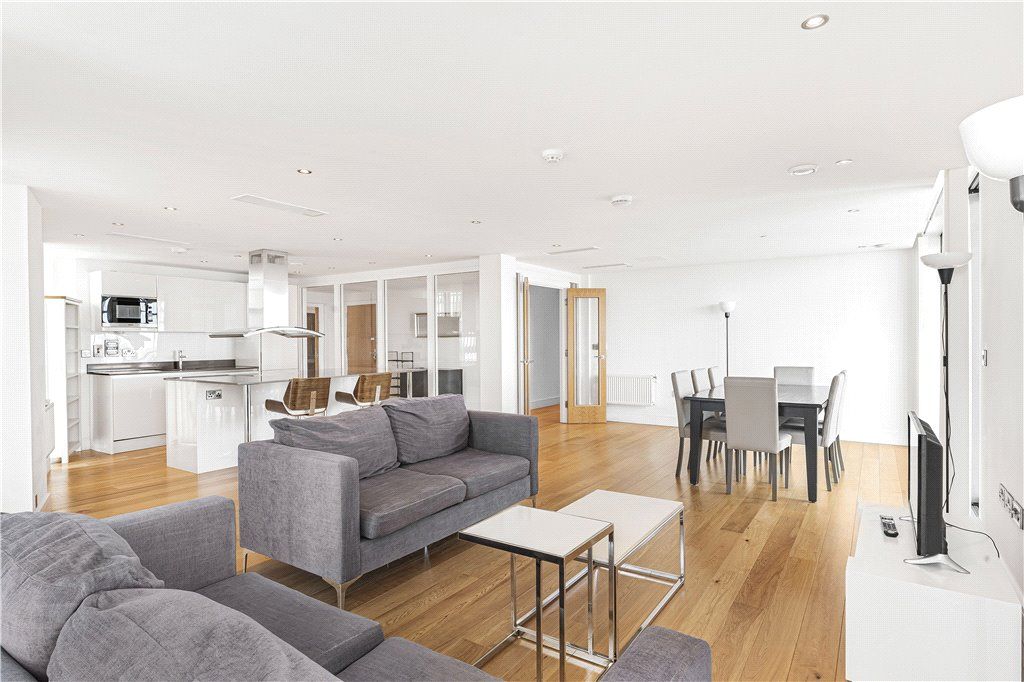 Property photo 2 of 30 Reception Room