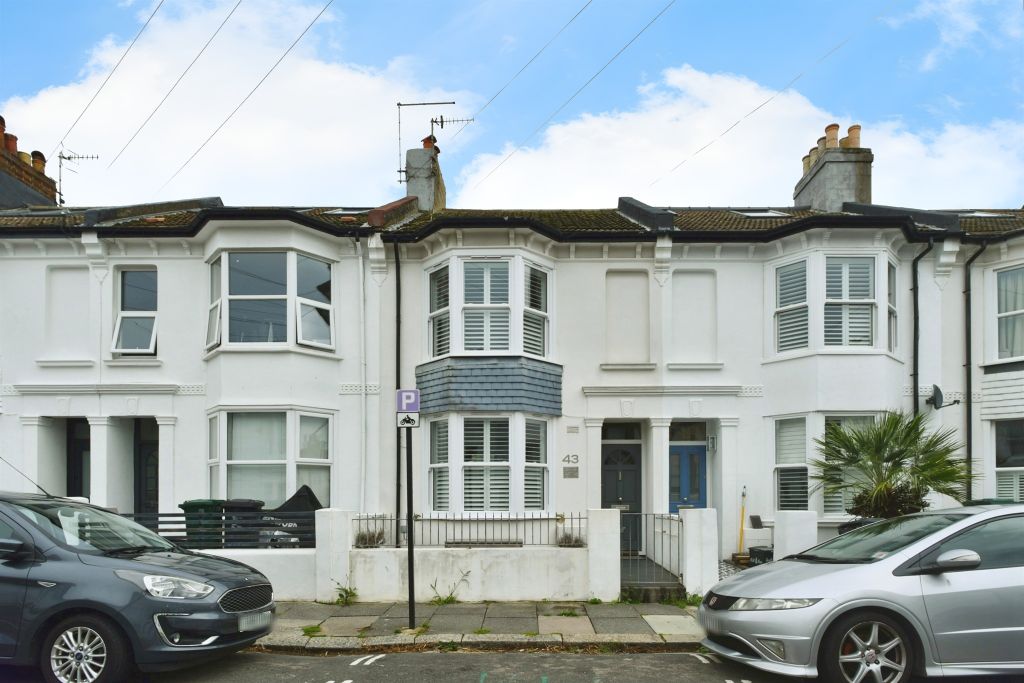 Property photo 1 of 16