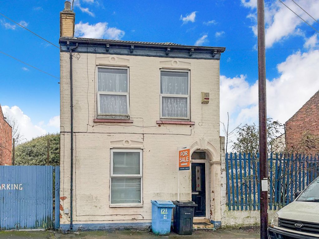 Property photo 1 of 7