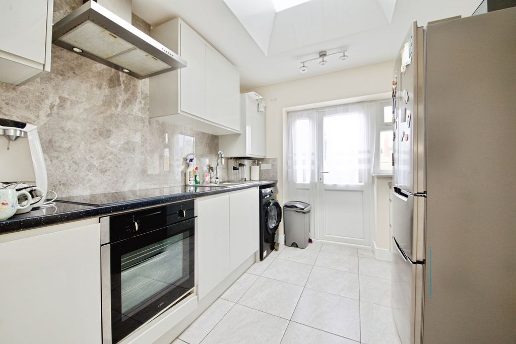 Property photo 2 of 19 Pbox-Img.Jpg