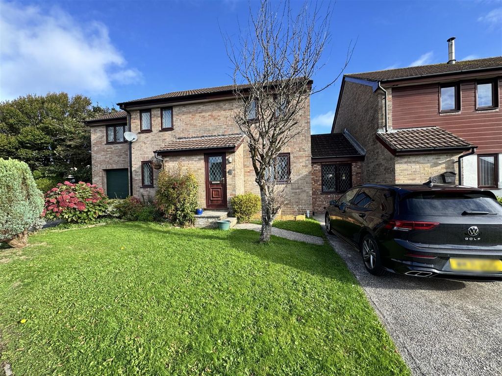 Property photo 1 of 15 Front