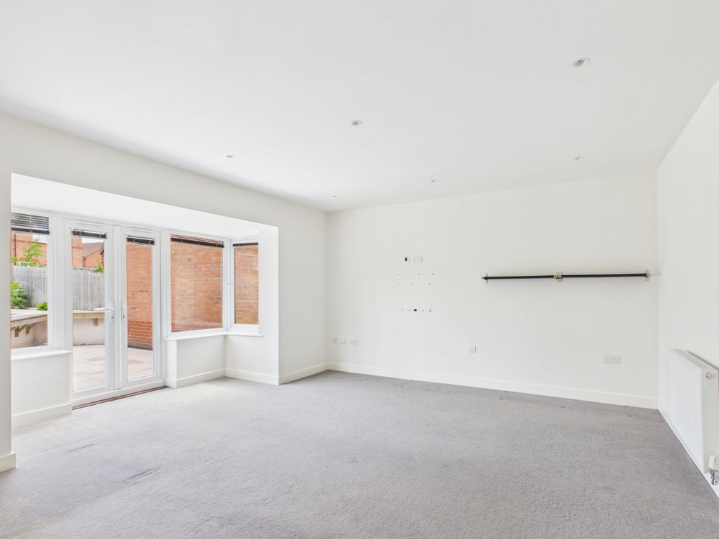 Additional image 9 of 5 bed detached house for saleMadan Gardens, Bishops Tachbrook, Leamington Spa CV33