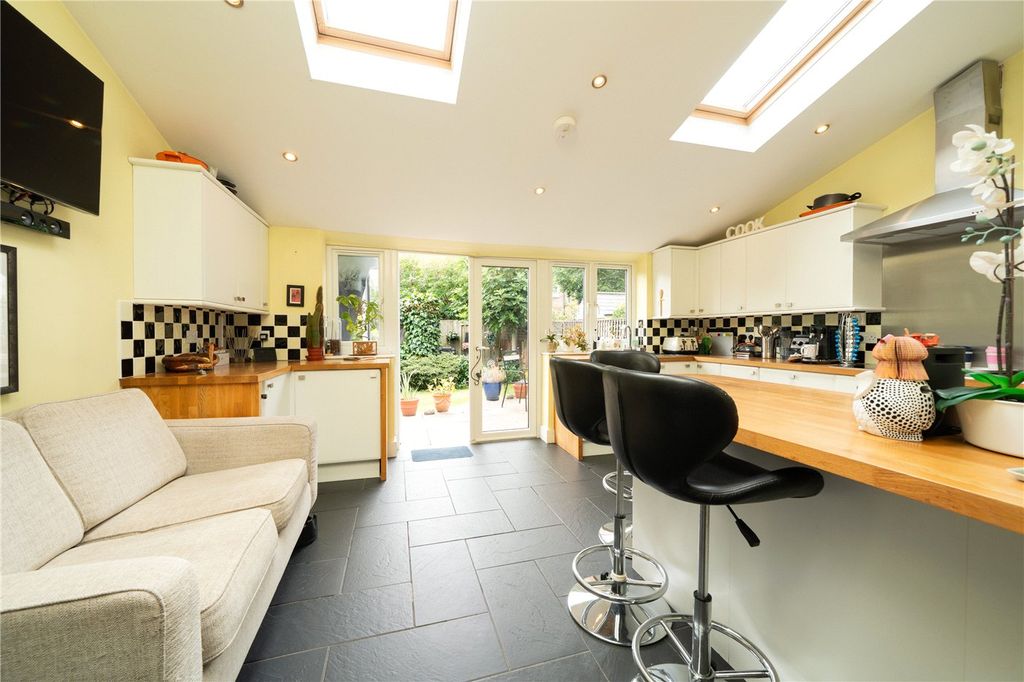 Property photo 2 of 7 Picture No. 02