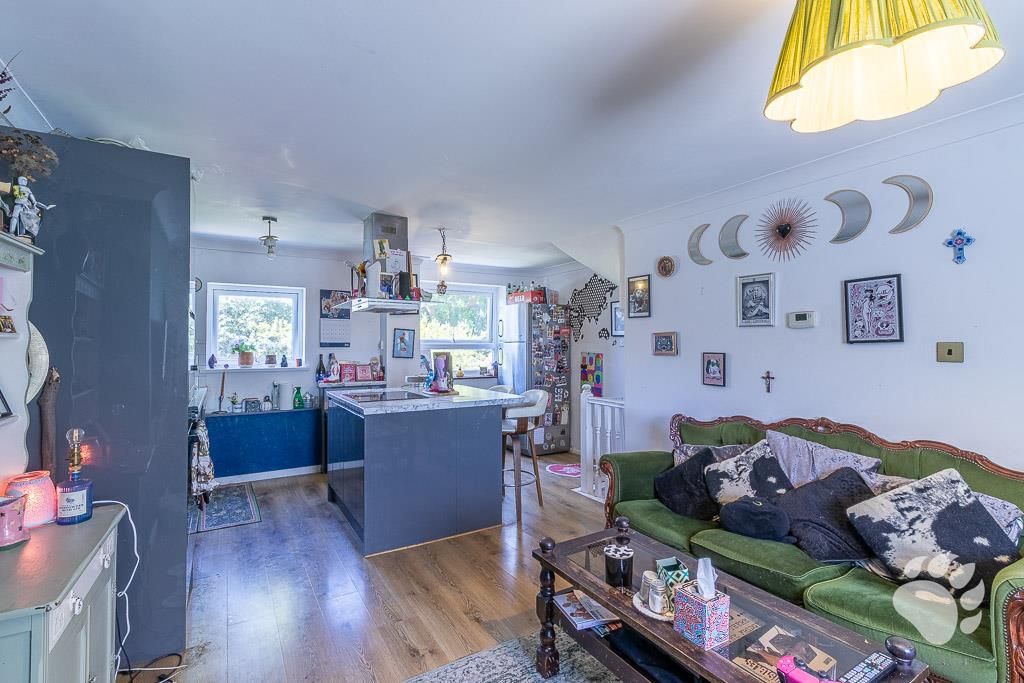 Property photo 3 of 24 Kitchen/Lounge/Diner