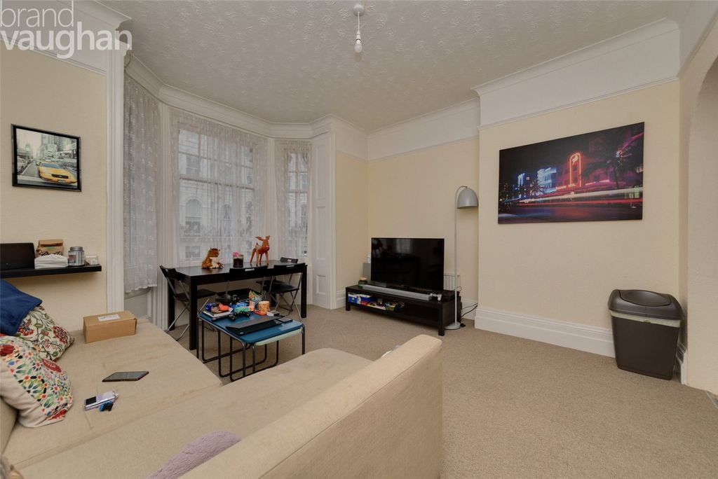 Property photo 3 of 5 Living Room