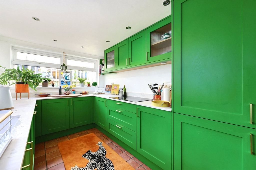 Property photo 1 of 16 Picture No. 04
