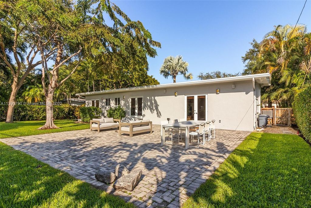 Property photo 1 of 25