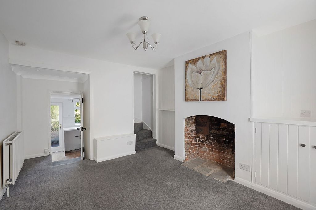 Property photo 3 of 16