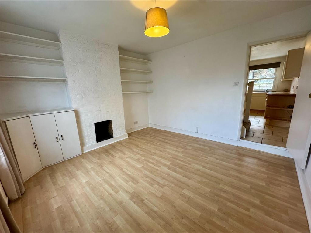 Property photo 2 of 10 Living Room