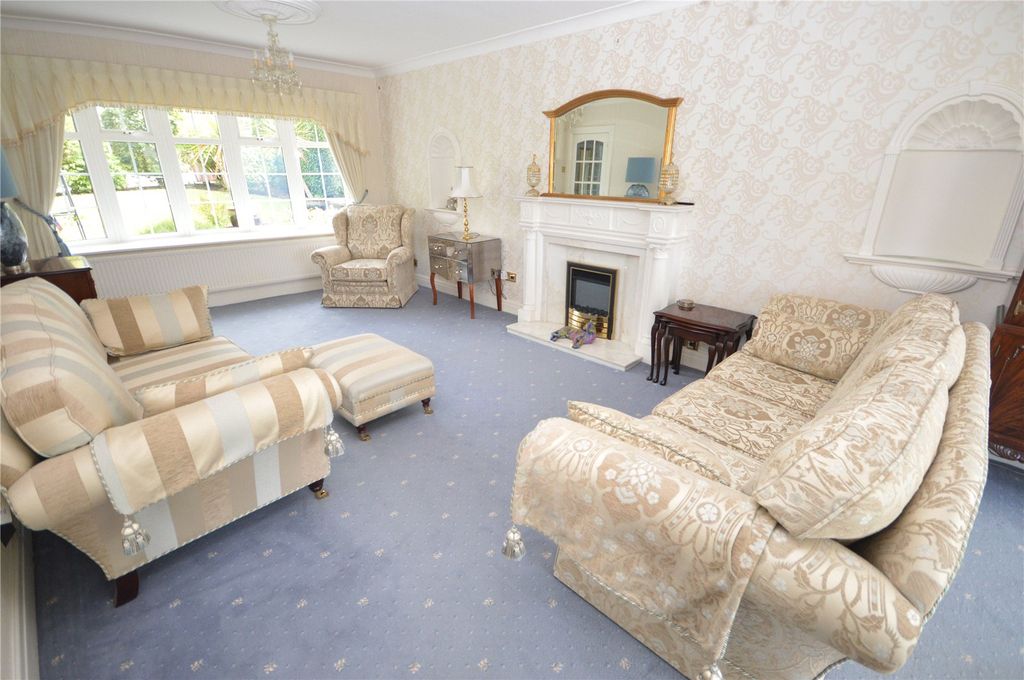 Property photo 2 of 24 Picture No. 30