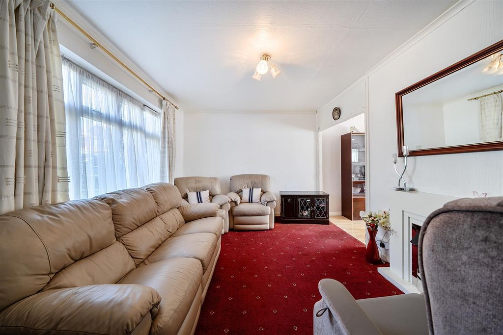 Property photo 3 of 15 1446372-1-6A030Aae15F84.Jpg