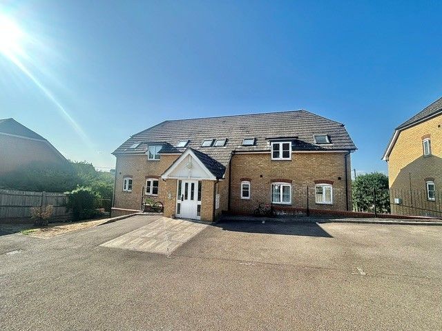 Property photo 1 of 8