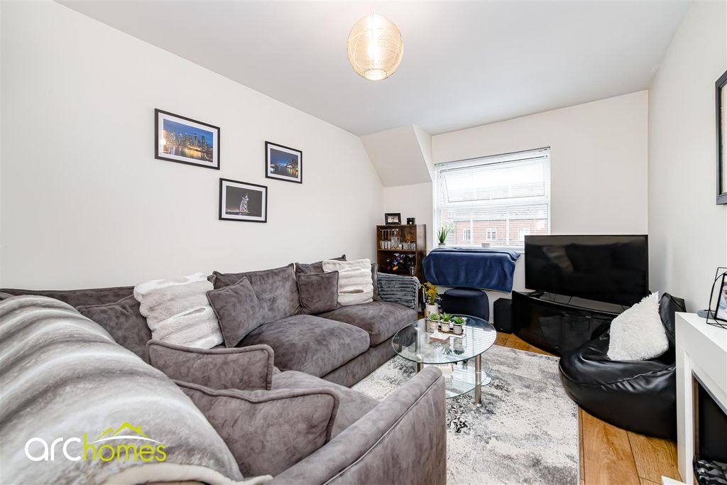 Property photo 3 of 17 Gadbury-1.Jpg