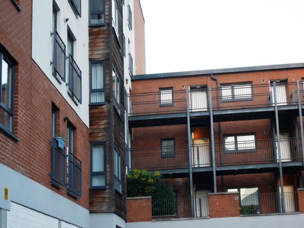 Property photo 1 of 8 External 2