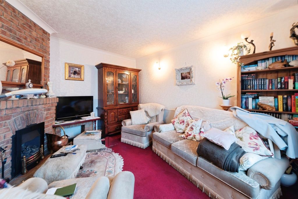 Property photo 3 of 18