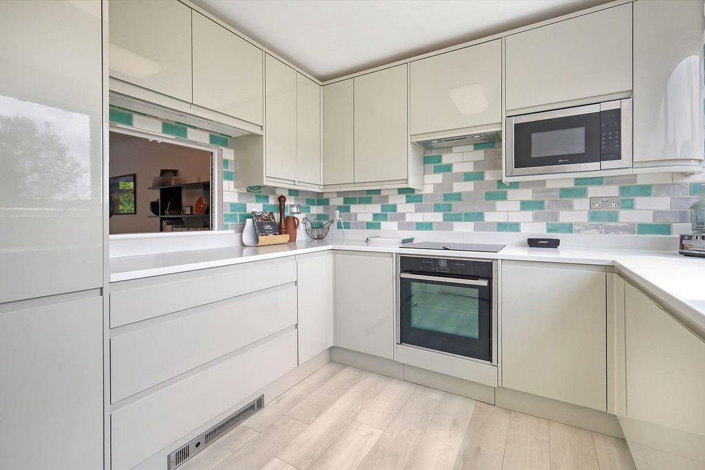 Property photo 3 of 21 Kitchen.Jpeg