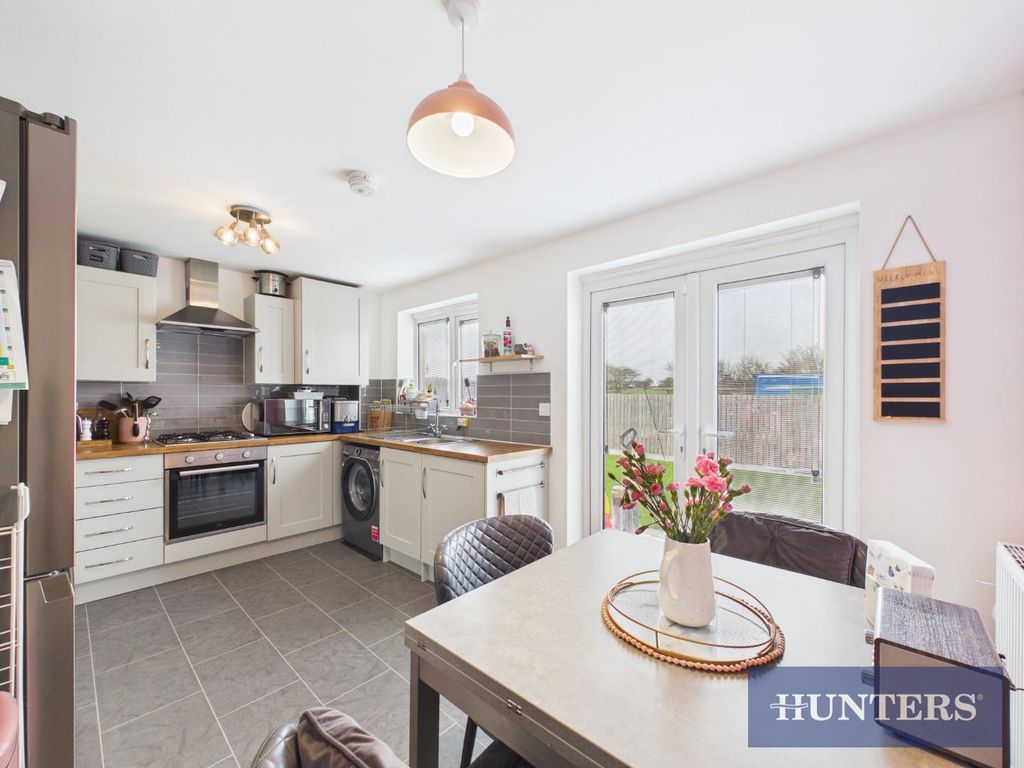 Property photo 2 of 16 Cam02804G0-Pr0446-Still015.Jpg