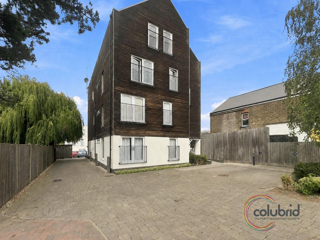 Property photo 1 of 14