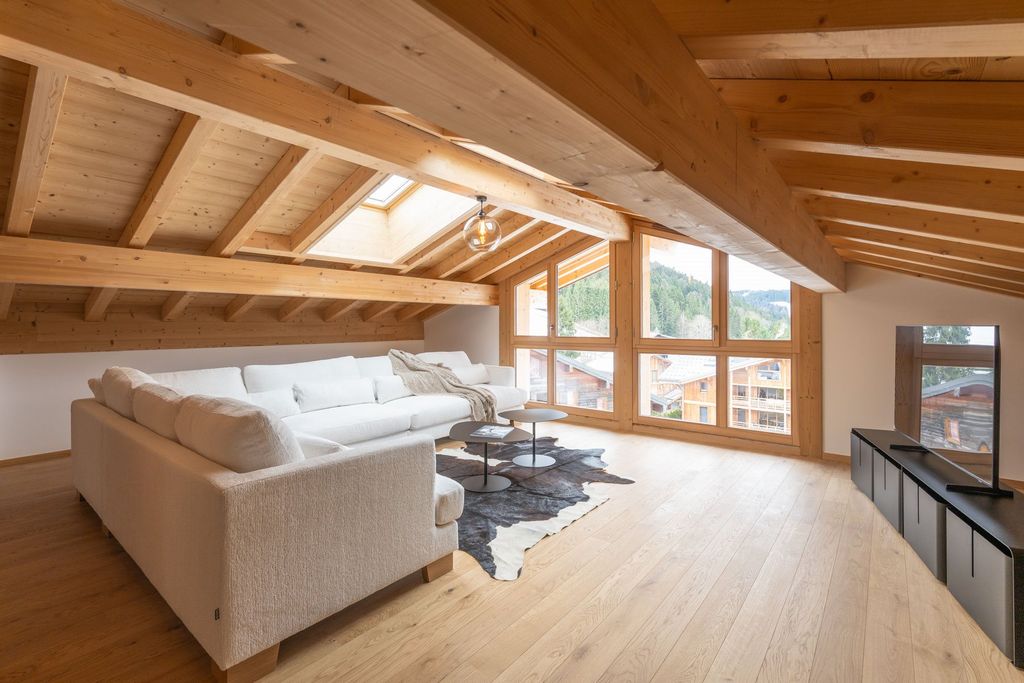 Property photo 1 of 18 Ski In And Out Off Plan 4 Bedroom Apartment For Sale In Les Gets