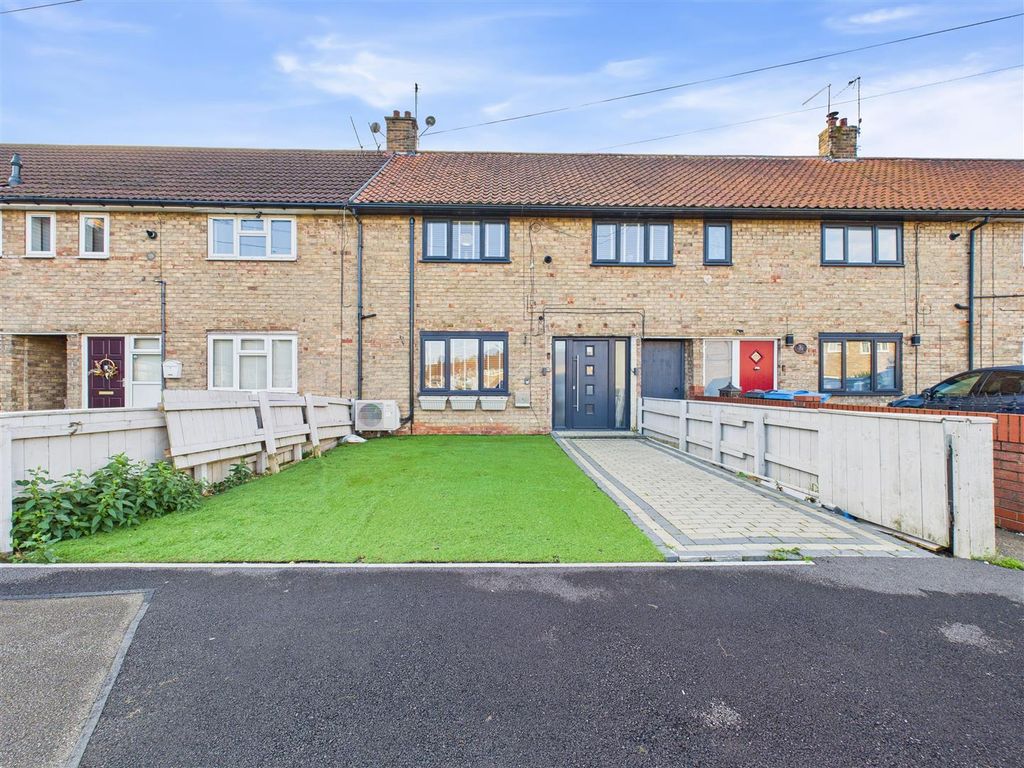 Property photo 1 of 13 Cam05193G0-Pr0063-Still016.Jpg