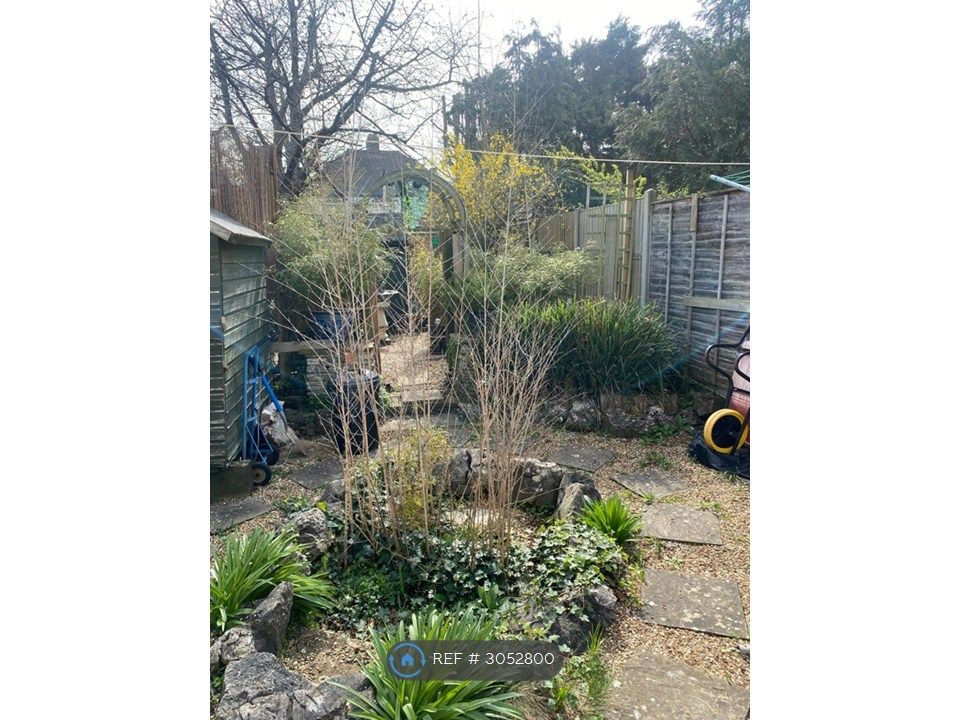 Property photo 3 of 13 Garden