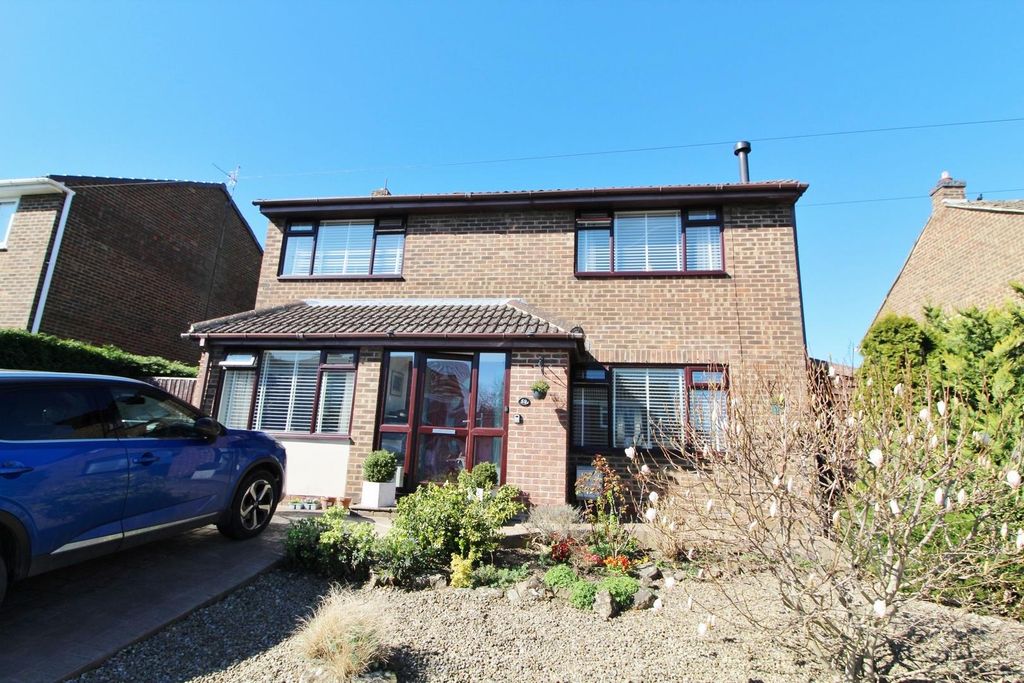 Property photo 1 of 18 Img_2151.Jpg