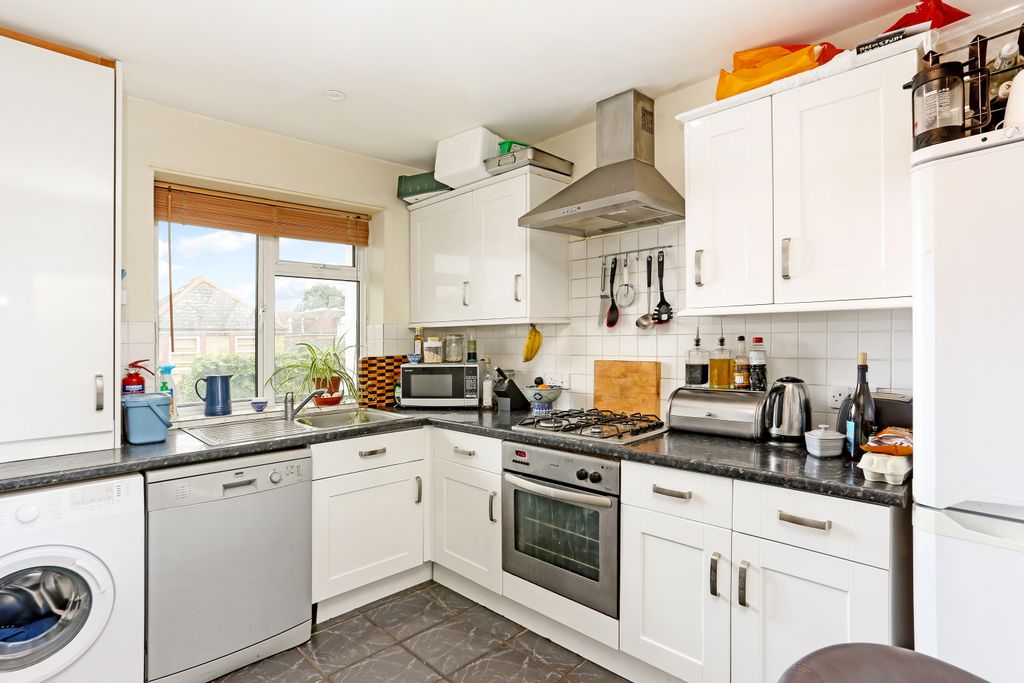 Property photo 3 of 10 Picture 4