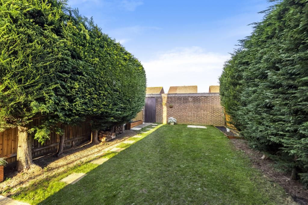 Property photo 3 of 10 Garden View