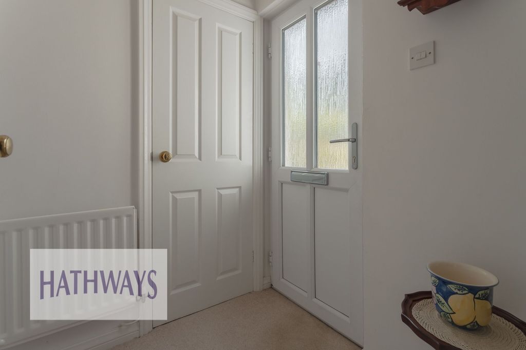 Property photo 3 of 42