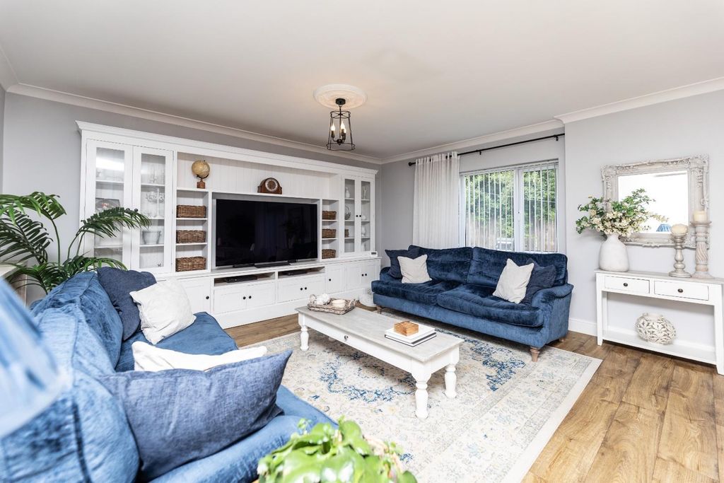 Property photo 2 of 24 5C5A3972.Jpg