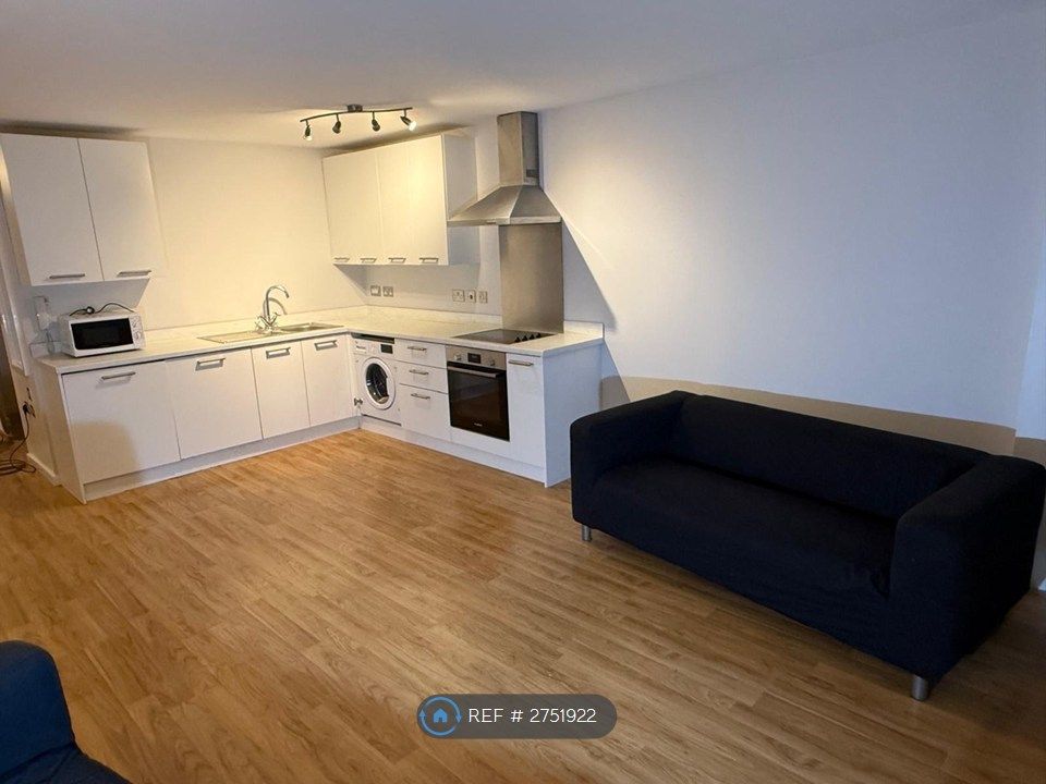 Property photo 3 of 8